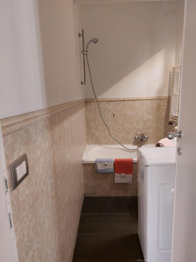 Naviglio House Habitación en casa particular